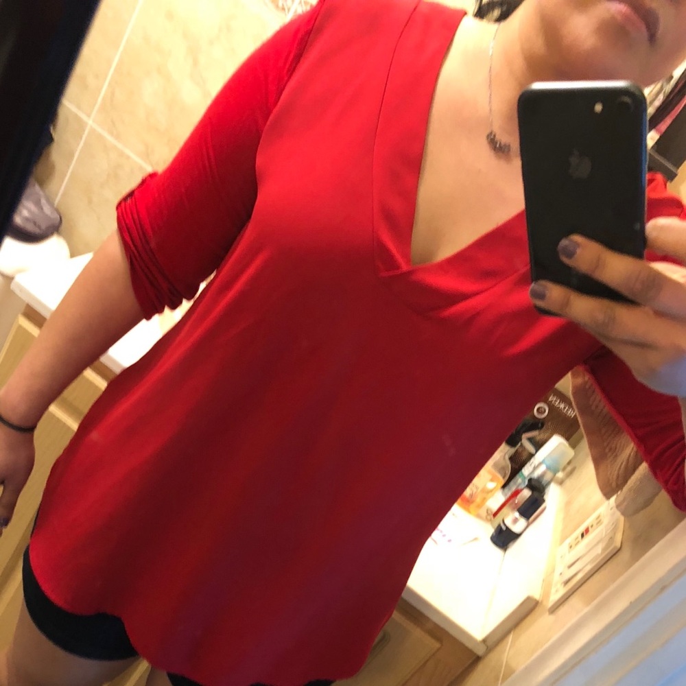 NY&C Soho, Red blouse